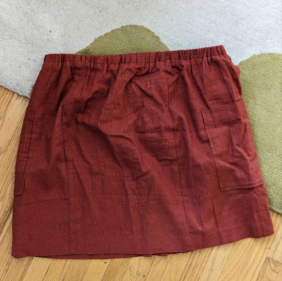 LUSH Skirt Size L - Picture 3 of 3
